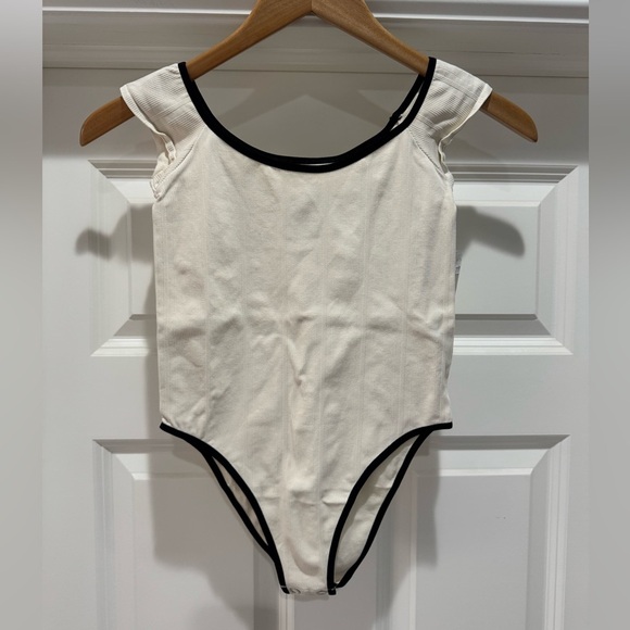 Free People Intimately Bodysuit Cream Combo Ribbed Women’s Sz M-L NWT - Picture 5 of 6